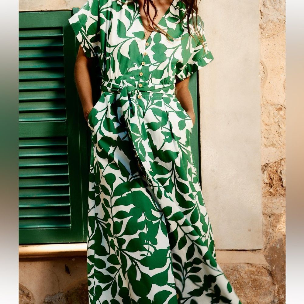 Zara belted green and white leaf pattern printed Midi Dress (Style 8372/109). - Picture 2 of 11